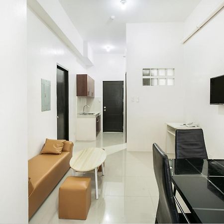 Oyo 505 Jardin Suites Manila Exteriér fotografie