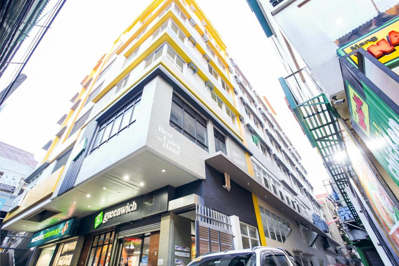 Oyo 505 Jardin Suites Manila Exteriér fotografie