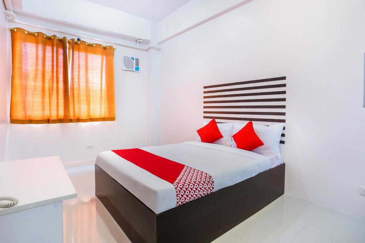 Oyo 505 Jardin Suites Manila Pokoj fotografie